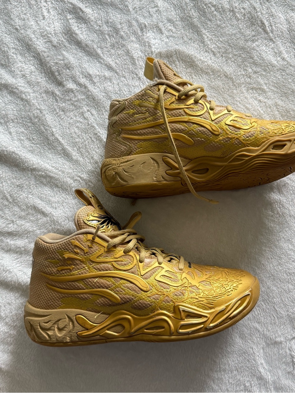 Lamelo Gold High-Top Athletic Puma Sneakers